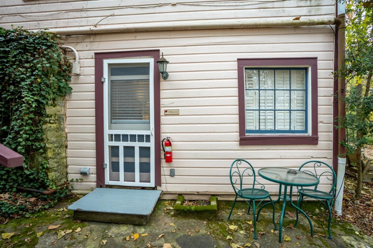 5 Ojo Inn Bed And Breakfast Eureka Springs Extérieur photo