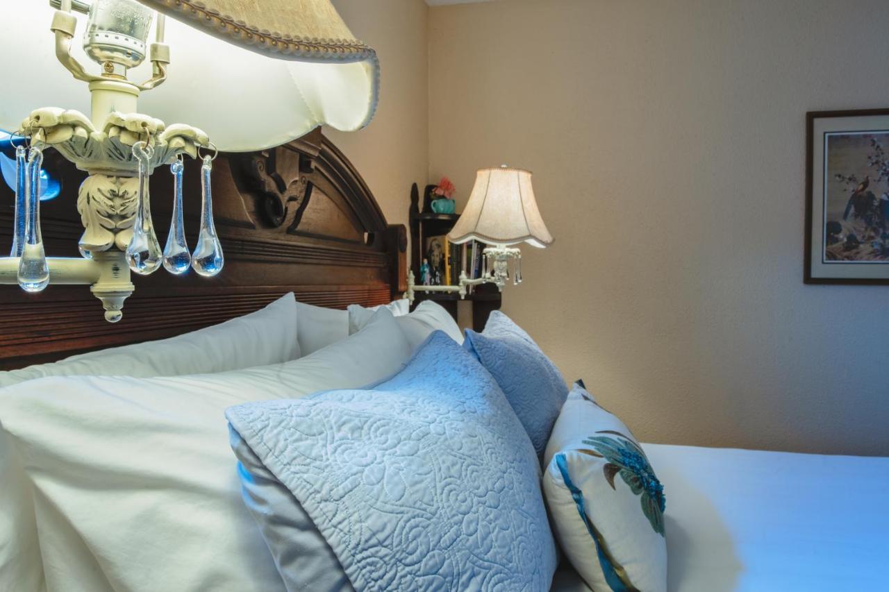 5 Ojo Inn Bed And Breakfast Eureka Springs Extérieur photo